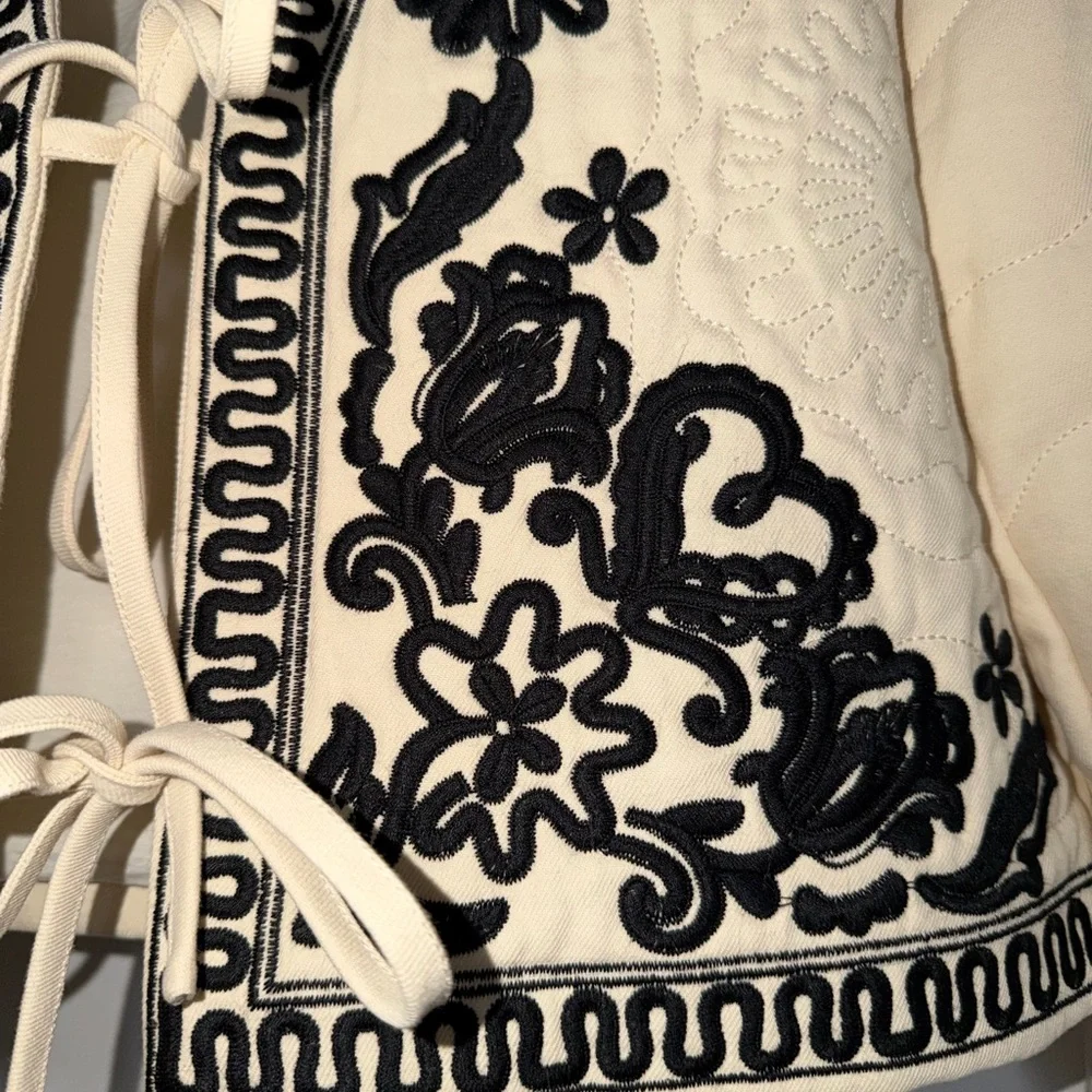 Embroidered Jacket - Picture 7 of 10